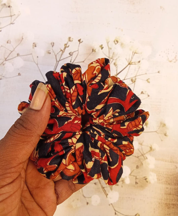 Blue Block Print Clutch & Printed Scrunchie Everyday Carry Set