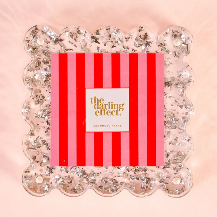 DE | Square Scalloped Acrylic Frame