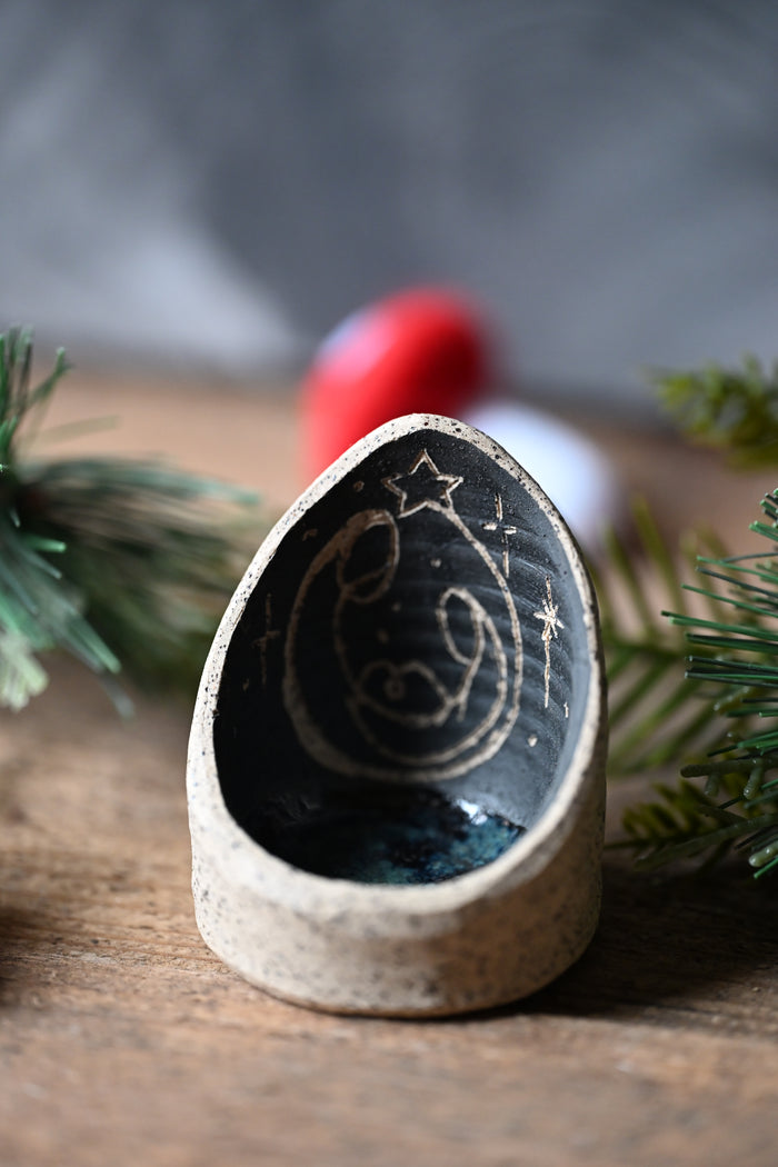 Nativity Tea Light Holder