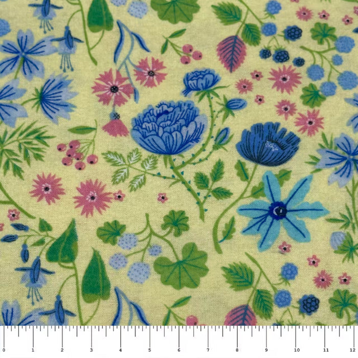 Table Runners & Placemats - Yellow Flowers Flannel